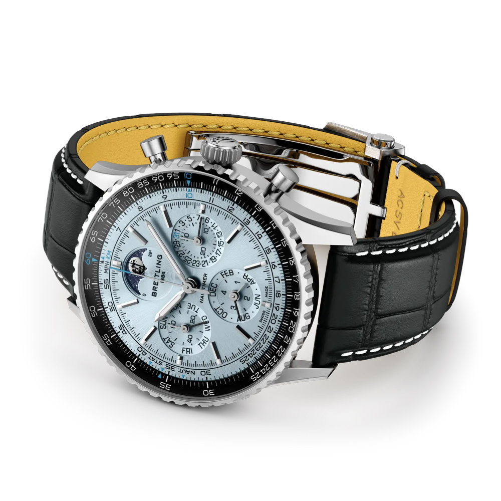 Navitimer B19萬年曆